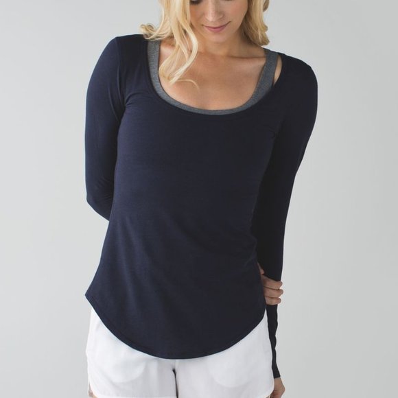 Size 4 - Lululemon Inner Essence Long Sleeve Tee